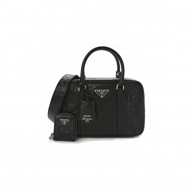 PRADA NAPPA ANTIQUE MEDIUM RE-EDITION 2001 TWO HANDLE BAG BLACK 1BB092 (24*15.5*7cm) 
